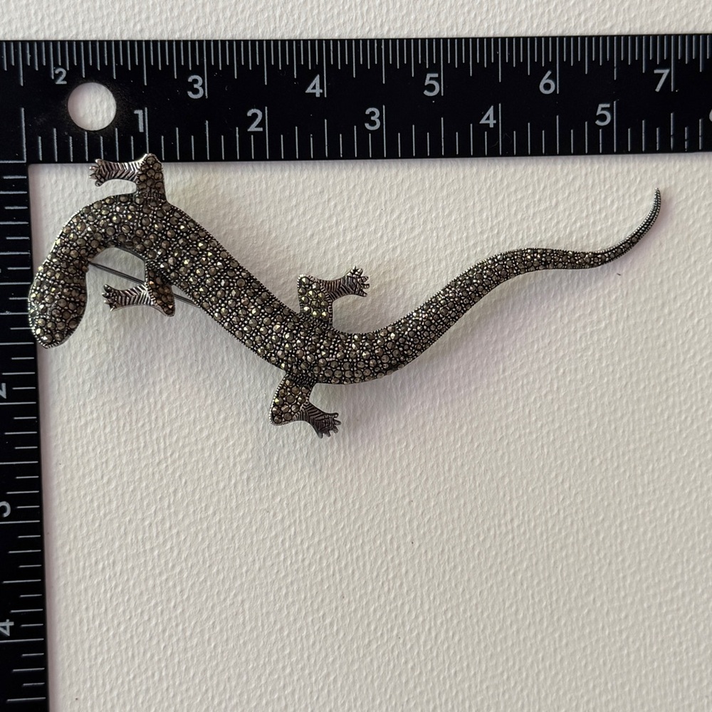 5.5” Silver Lizard Brooch with Marcacites - Picture 10 of 15
